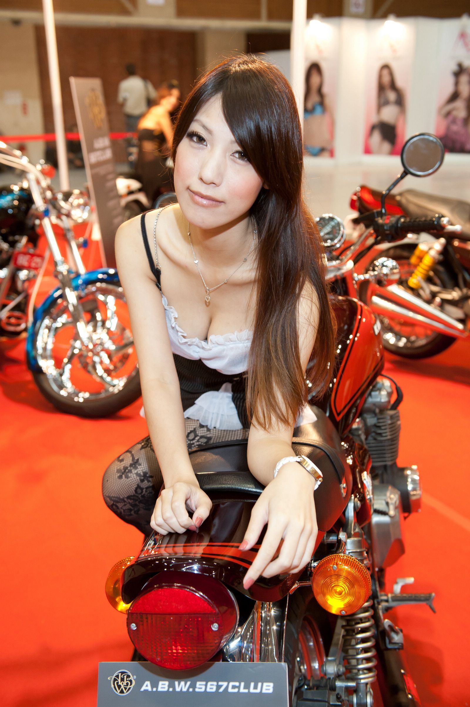 Betel nut Costume Art Exhibition (4): motorcycle photo of Taiwan model